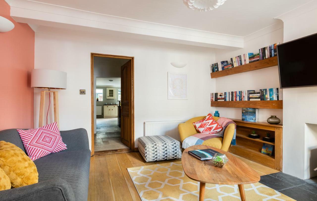 The Madras Cottage - Bright 3Bdr Home With Garden เคมบริดจ์ ภายนอก รูปภาพ