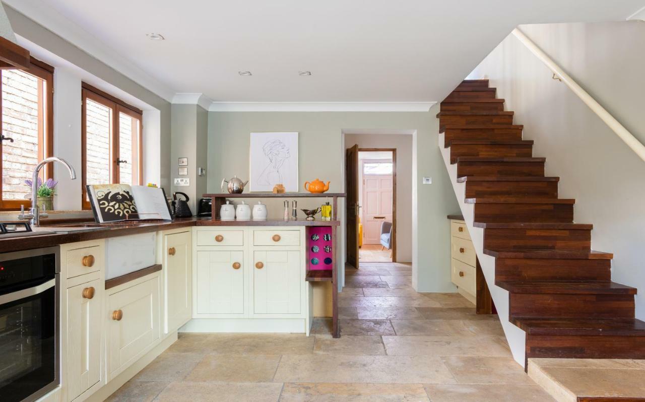 The Madras Cottage - Bright 3Bdr Home With Garden เคมบริดจ์ ภายนอก รูปภาพ